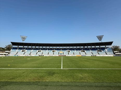 女子サッカー部　ミャンマーを訪問